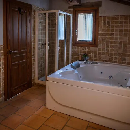 Restaurante Fuenteplateada 4* Collado Hermoso