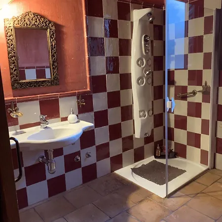 Restaurante Fuenteplateada 4* Collado Hermoso