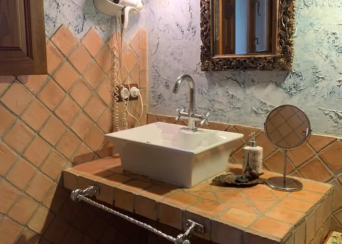 Hotel Restaurante Fuenteplateada Collado Hermoso